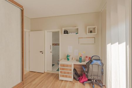 Casa de condomínio à venda com 320m², 3 quartos e 4 vagasSuíte 1