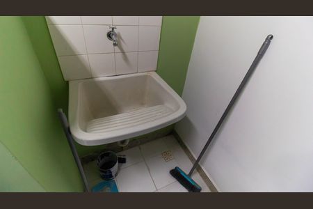 Apartamento para alugar com 75m², 2 quartos e sem vaga Apartamento para alugar com 75m², 2 quartos e sem vagaÁrea de Serviço