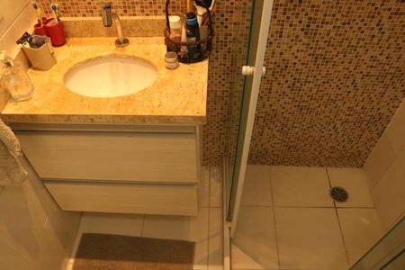 Apartamento para alugar com 67m², 2 quartos e 2 vagasBanheiro da Suíte