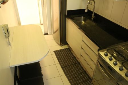 Apartamento para alugar com 67m², 2 quartos e 2 vagasCozinha