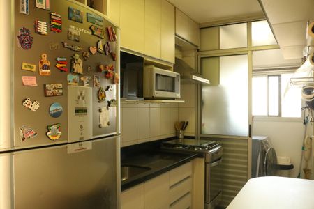 Apartamento para alugar com 67m², 2 quartos e 2 vagasCozinha