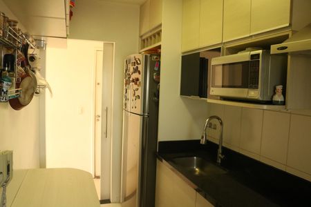 Apartamento para alugar com 67m², 2 quartos e 2 vagasCozinha