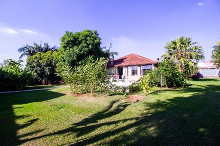 Casa para alugar com 170m², 4 quartos e 7 vagas Casa para alugar com 170m², 4 quartos e 7 vagasArea Externa