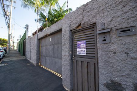 Casa para alugar com 170m², 4 quartos e 7 vagas Casa para alugar com 170m², 4 quartos e 7 vagasPlaca