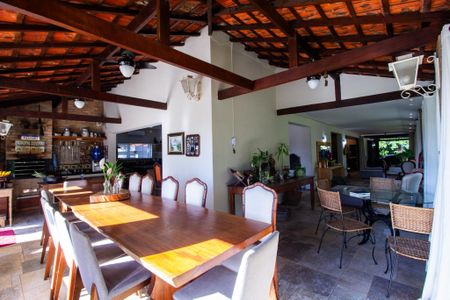 Casa para alugar com 170m², 4 quartos e 7 vagas Casa para alugar com 170m², 4 quartos e 7 vagasArea Gourmet