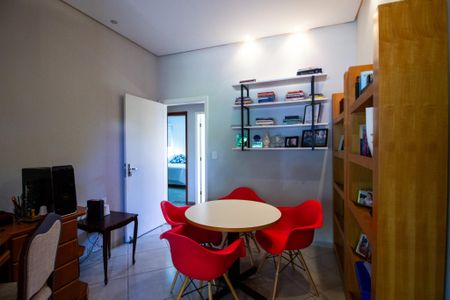 Casa para alugar com 170m², 4 quartos e 7 vagas Casa para alugar com 170m², 4 quartos e 7 vagasSuite 3