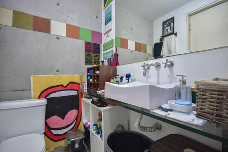 Apartamento para alugar com 70m², 1 quarto e 1 vaga Apartamento para alugar com 70m², 1 quarto e 1 vagaBanheiro