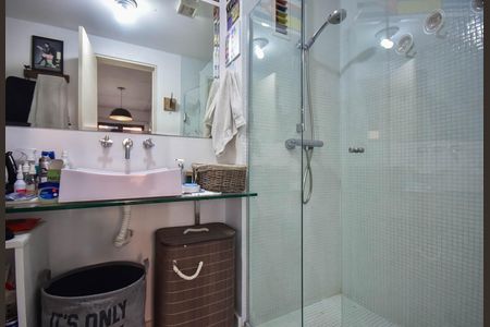 Apartamento para alugar com 70m², 1 quarto e 1 vaga Apartamento para alugar com 70m², 1 quarto e 1 vagaBanheiro