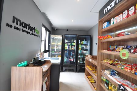 Apartamento à venda com 40m², 2 quartos e sem vagaÁrea comum