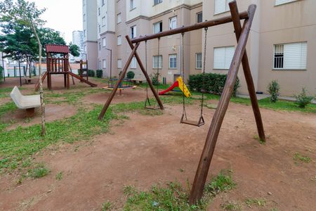Apartamento para alugar com 41m², 2 quartos e sem vaga Apartamento para alugar com 41m², 2 quartos e sem vagaÁrea comum - Playground