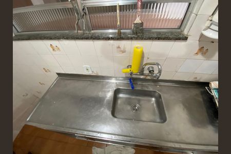 Casa à venda com 130m², 2 quartos e 4 vagas Casa à venda com 130m², 2 quartos e 4 vagasCozinha