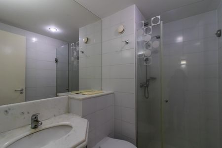 Apartamento à venda com 32m², 1 quarto e 1 vaga Apartamento à venda com 32m², 1 quarto e 1 vagaBanheiro