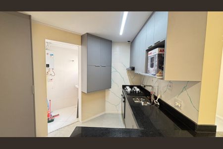 Apartamento à venda com 61m², 2 quartos e 1 vagaCozinha