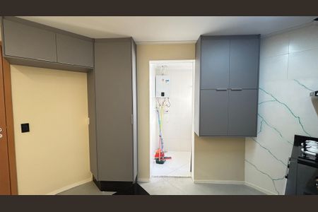 Apartamento à venda com 61m², 2 quartos e 1 vagaCozinha