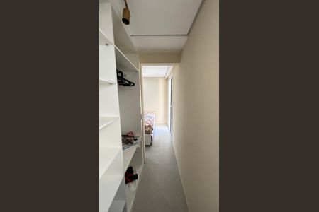 Apartamento à venda com 61m², 2 quartos e 1 vagaQuarto 1 Closet