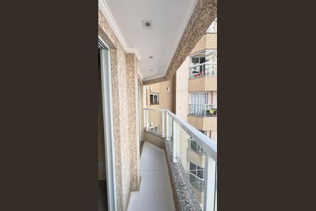 Apartamento à venda com 61m², 2 quartos e 1 vagaSala - Varanda