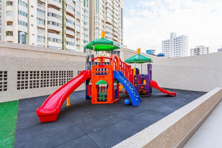 Apartamento à venda com 61m², 2 quartos e 1 vagaÁrea comum