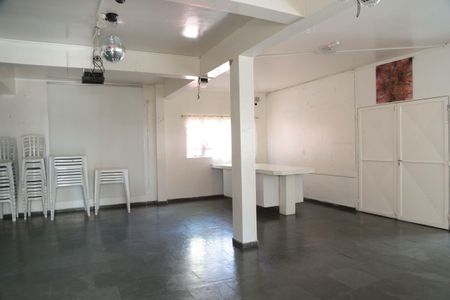 Apartamento para alugar com 78m², 2 quartos e 1 vaga Apartamento para alugar com 78m², 2 quartos e 1 vagaÁrea comum - Salão de festas