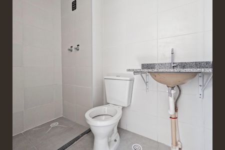 Apartamento à venda com 36m², 2 quartos e sem vaga Apartamento à venda com 36m², 2 quartos e sem vagaBanheiro