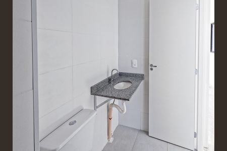 Apartamento à venda com 36m², 2 quartos e sem vaga Apartamento à venda com 36m², 2 quartos e sem vagaBanheiro