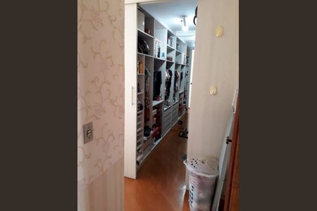 Apartamento à venda com 106m², 3 quartos e 1 vagaCloset