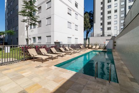 Apartamento para alugar com 40m², 2 quartos e sem vagaÁrea comum - Piscina