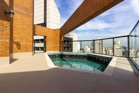 Apartamento para alugar com 34m², 1 quarto e 1 vaga Apartamento para alugar com 34m², 1 quarto e 1 vagaÁrea comum - Piscina