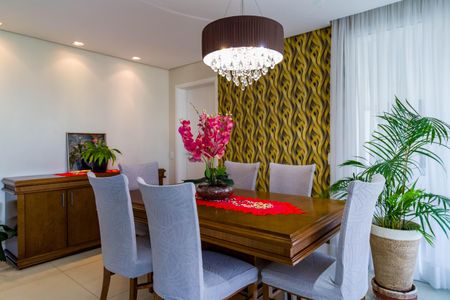 Apartamento à venda com 177m², 3 quartos e 3 vagas Apartamento à venda com 177m², 3 quartos e 3 vagasSala