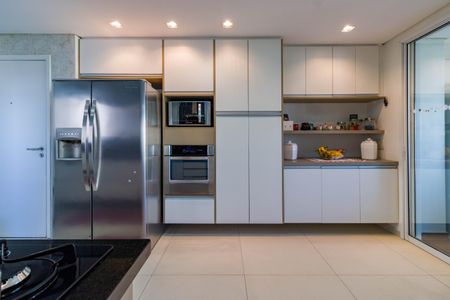 Apartamento à venda com 177m², 3 quartos e 3 vagas Apartamento à venda com 177m², 3 quartos e 3 vagasCozinha