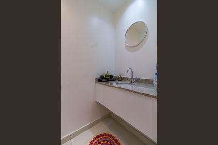 Apartamento à venda com 177m², 3 quartos e 3 vagas Apartamento à venda com 177m², 3 quartos e 3 vagasBanheiro Suíte 3
