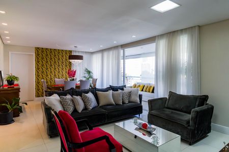 Apartamento à venda com 177m², 3 quartos e 3 vagas Apartamento à venda com 177m², 3 quartos e 3 vagasSala