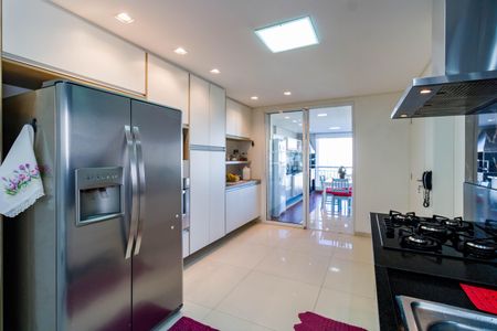 Apartamento à venda com 177m², 3 quartos e 3 vagas Apartamento à venda com 177m², 3 quartos e 3 vagasCozinha