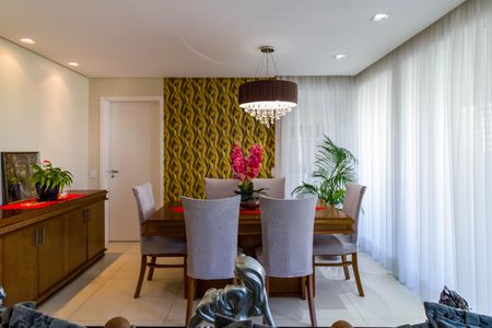 Apartamento à venda com 177m², 3 quartos e 3 vagas Apartamento à venda com 177m², 3 quartos e 3 vagasSala