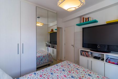 Apartamento à venda com 177m², 3 quartos e 3 vagas Apartamento à venda com 177m², 3 quartos e 3 vagasSuíte