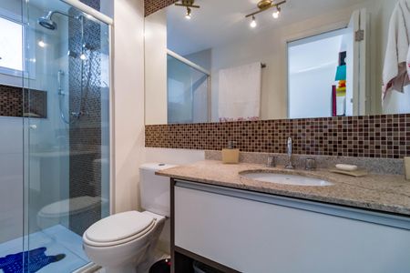 Apartamento à venda com 177m², 3 quartos e 3 vagas Apartamento à venda com 177m², 3 quartos e 3 vagasBanheiro Suíte