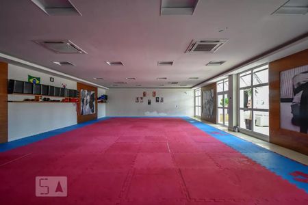 Apartamento à venda com 177m², 3 quartos e 3 vagas Apartamento à venda com 177m², 3 quartos e 3 vagasÁrea comum