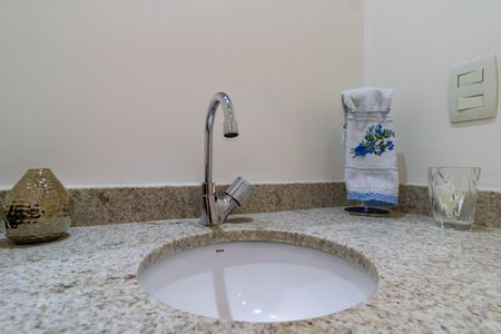 Apartamento à venda com 177m², 3 quartos e 3 vagas Apartamento à venda com 177m², 3 quartos e 3 vagasBanheiro Suíte 3