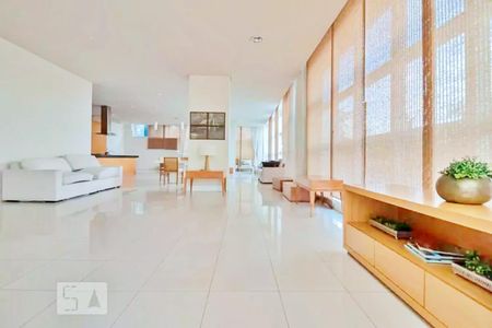 Apartamento à venda com 177m², 3 quartos e 3 vagas Apartamento à venda com 177m², 3 quartos e 3 vagasÁrea comum