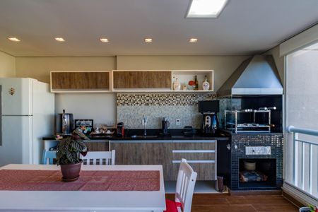 Apartamento à venda com 177m², 3 quartos e 3 vagas Apartamento à venda com 177m², 3 quartos e 3 vagasSala