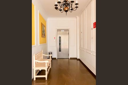 Apartamento à venda com 84m², 3 quartos e 1 vaga Apartamento à venda com 84m², 3 quartos e 1 vagaÁrea comum - Hall Social