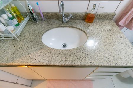 Apartamento à venda com 84m², 3 quartos e 1 vaga Apartamento à venda com 84m², 3 quartos e 1 vagaBanheiro