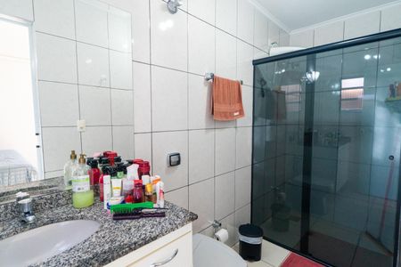 Casa à venda com 166m², 3 quartos e 2 vagasBanheiro da Suíte