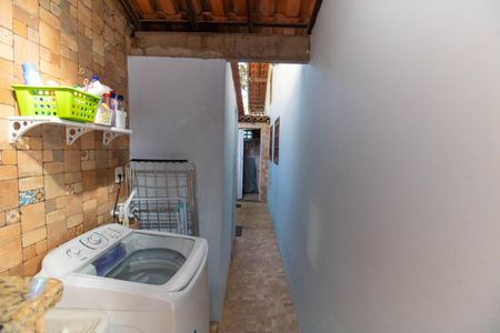 Casa à venda com 450m², 3 quartos e 4 vagas Casa à venda com 450m², 3 quartos e 4 vagasÁrea de Serviço