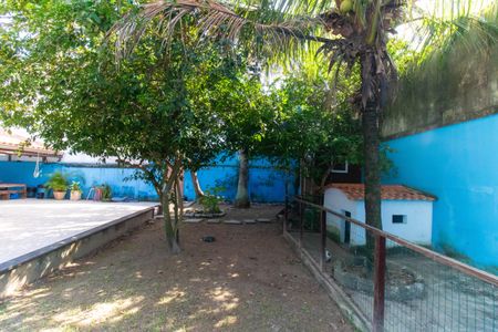 Casa à venda com 450m², 3 quartos e 4 vagas Casa à venda com 450m², 3 quartos e 4 vagasÁrea externa