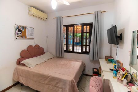 Casa à venda com 450m², 3 quartos e 4 vagas Casa à venda com 450m², 3 quartos e 4 vagasQuarto 2