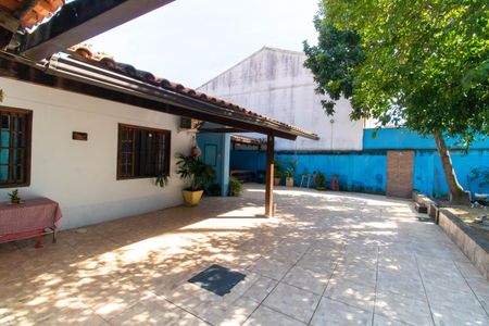 Casa à venda com 450m², 3 quartos e 4 vagas Casa à venda com 450m², 3 quartos e 4 vagasÁrea externa