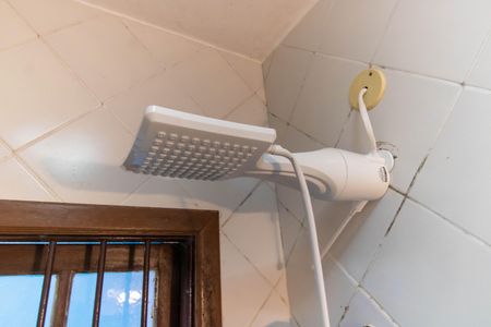 Casa à venda com 450m², 3 quartos e 4 vagas Casa à venda com 450m², 3 quartos e 4 vagasChuveiro