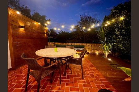 Apartamento à venda com 80m², 1 quarto e 2 vagas Apartamento à venda com 80m², 1 quarto e 2 vagasVaranda da Sala