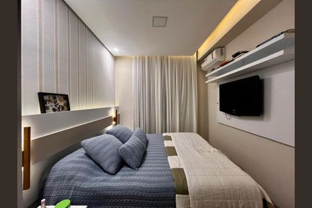 Apartamento à venda com 80m², 1 quarto e 2 vagas Apartamento à venda com 80m², 1 quarto e 2 vagasSuíte