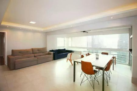 Apartamento à venda com 3 quartos, 110m² em Vila Olímpia, São Paulo
